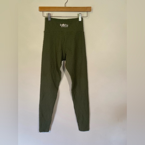 Booty by Brabants Pants - Booty by Brabants army green tick tock leggings small